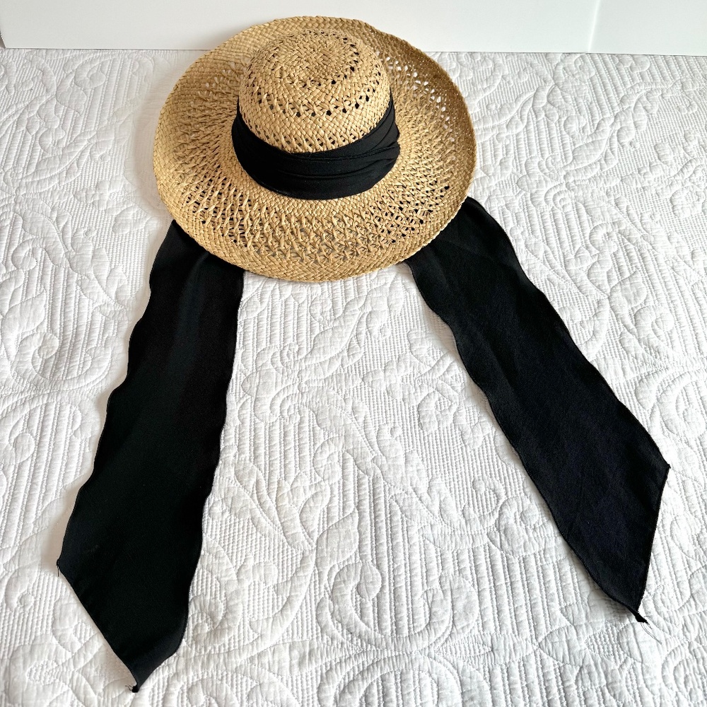 Natural Straw Hat Black Trim Tie Ribbon Round Hat